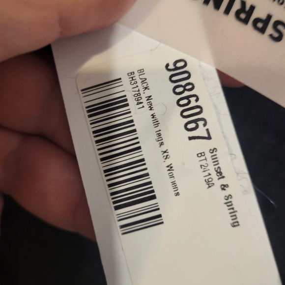 NWT SUNSET AND SPRING SILVER HOOP SLEEVE BLACK Gorgeous 😍 - Picture 4 of 5